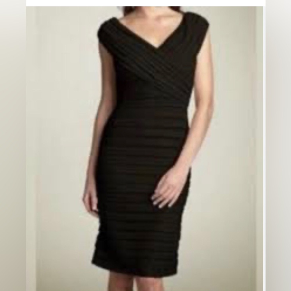 Tadashi collection LBD pleated bondage bodycon dress S cocktail stretchy